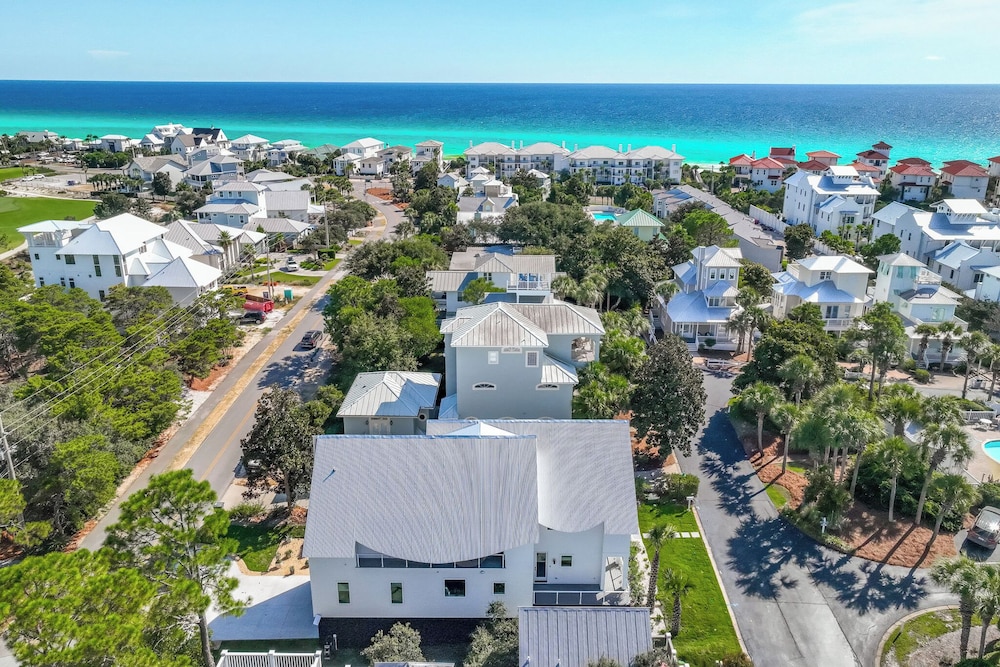 Walk to Gulf: Charming Santa Rosa Beach Duplex!