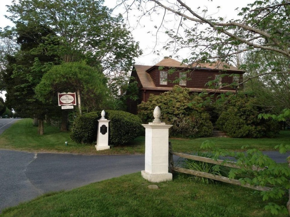 Nauset House Inn