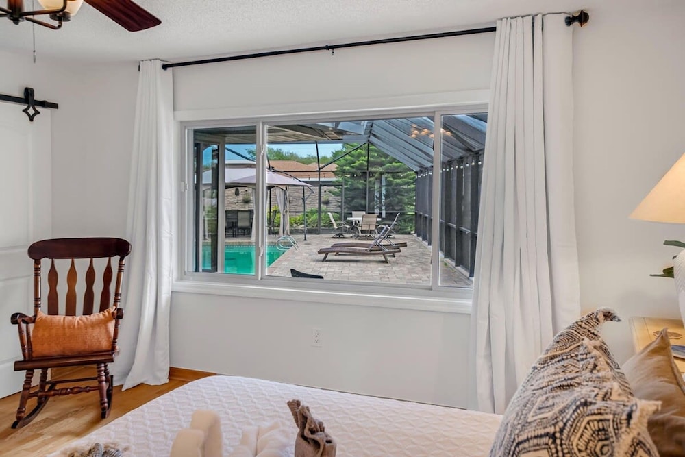 Saltwater Canal Home Heated Pool 3 2 2 Gorgeous Pets Welcome