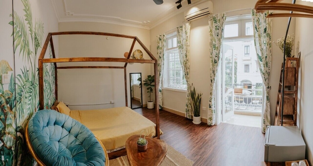 Em Am Homestay - West Lake