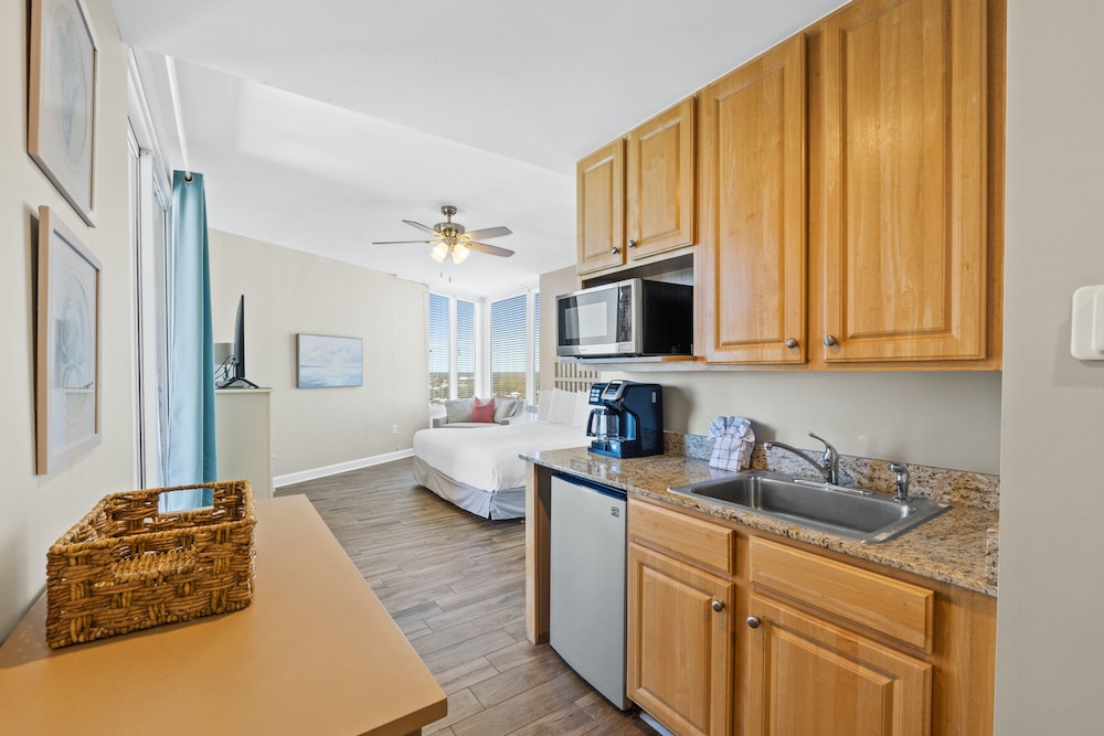 Splash Beach Resort by Panhandle Getaways