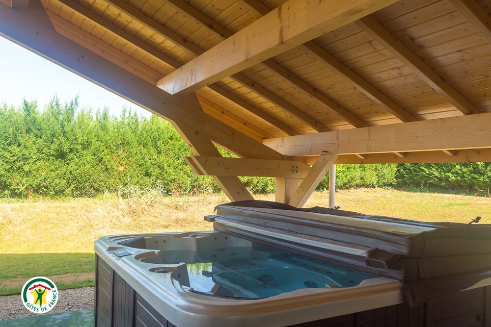 Le Val Des Sens view 3
