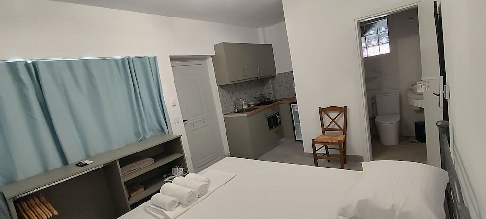 Aenaon Corfu Luxury Apartments 03 - Aris Apt