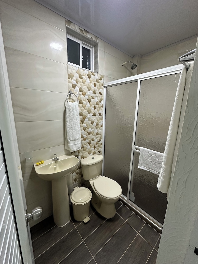 Posada Three Cay Suites