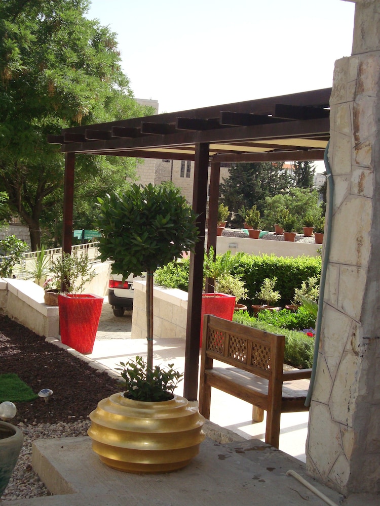 Villa Dia Guesthouse