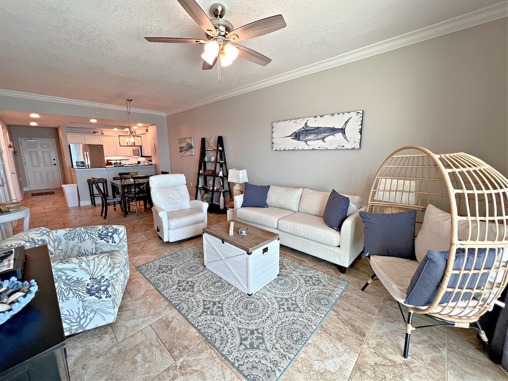 Crystal Shores