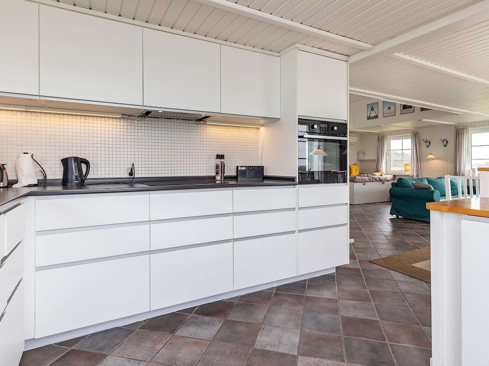 Cozy Holiday Home in Lokken near Sea view 4