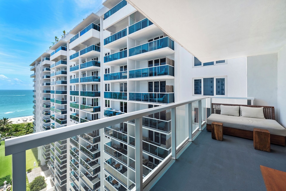 Luxury Vacation Rentals at 1 Hotel & Homes by LRMB