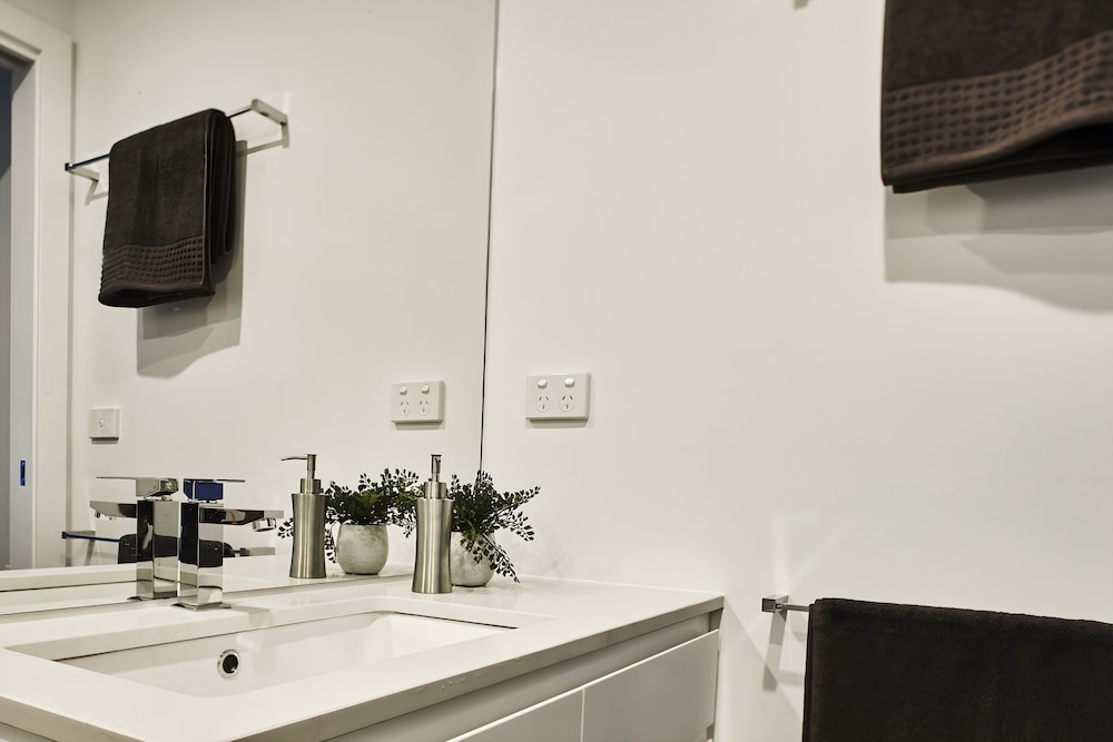 Mega Style Apartments - The Marc