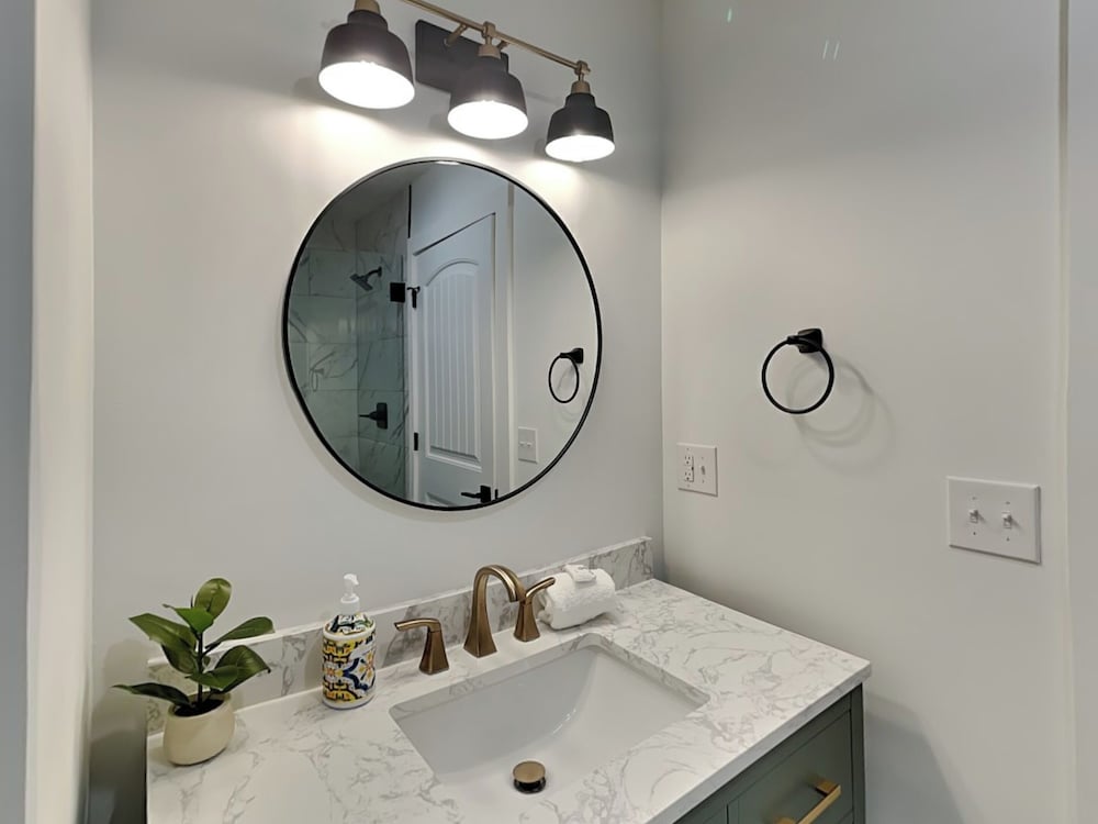 Holiday House by Taylor Made Deep Creek