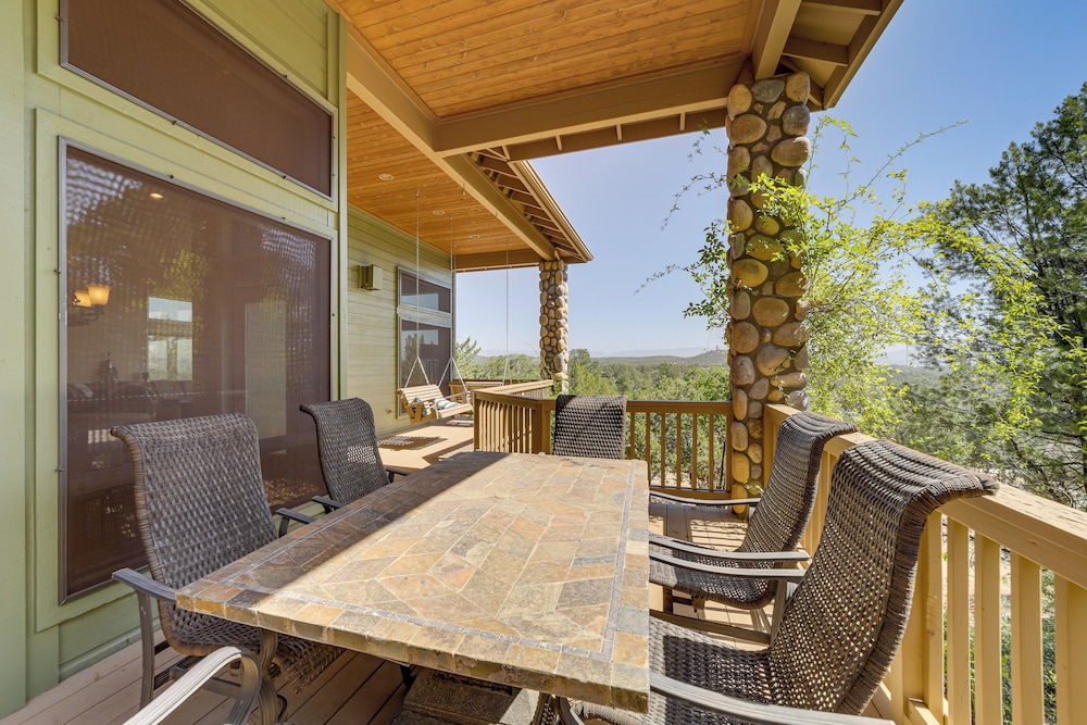 Panoramic Views: Luxe Payson Paradise!