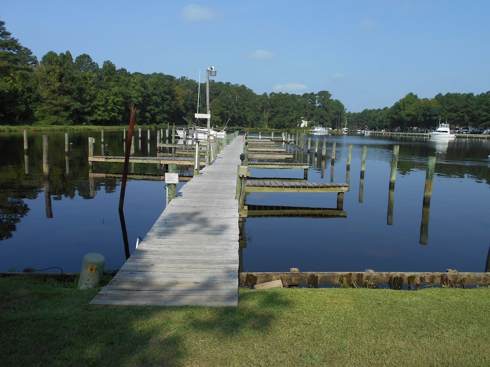 Twin Lakes RV & Camping Resort