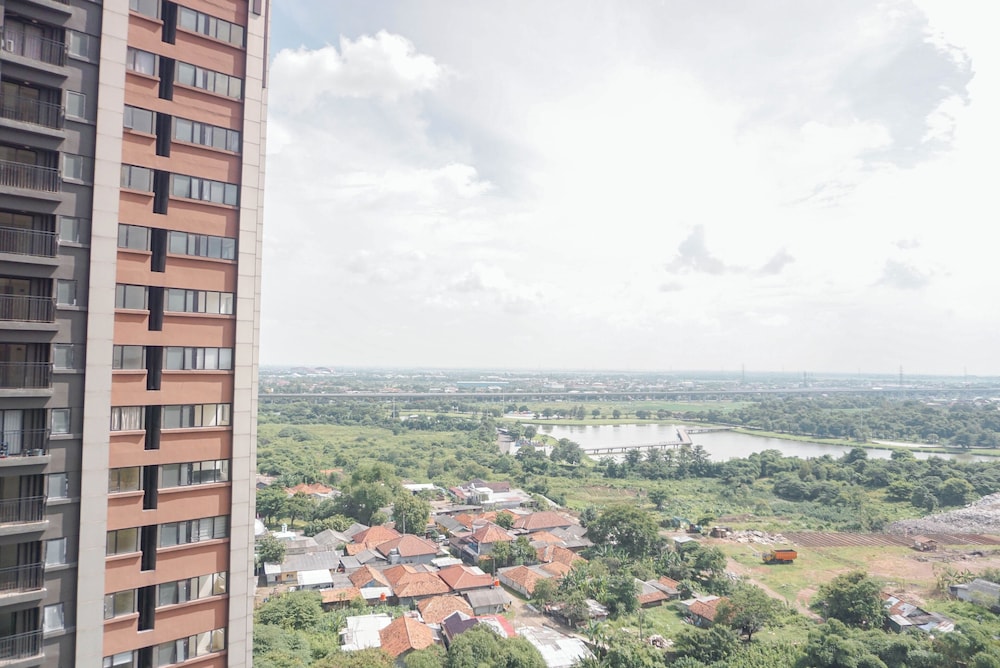 Warm And Modern Style 2Br At Meikarta Apartment