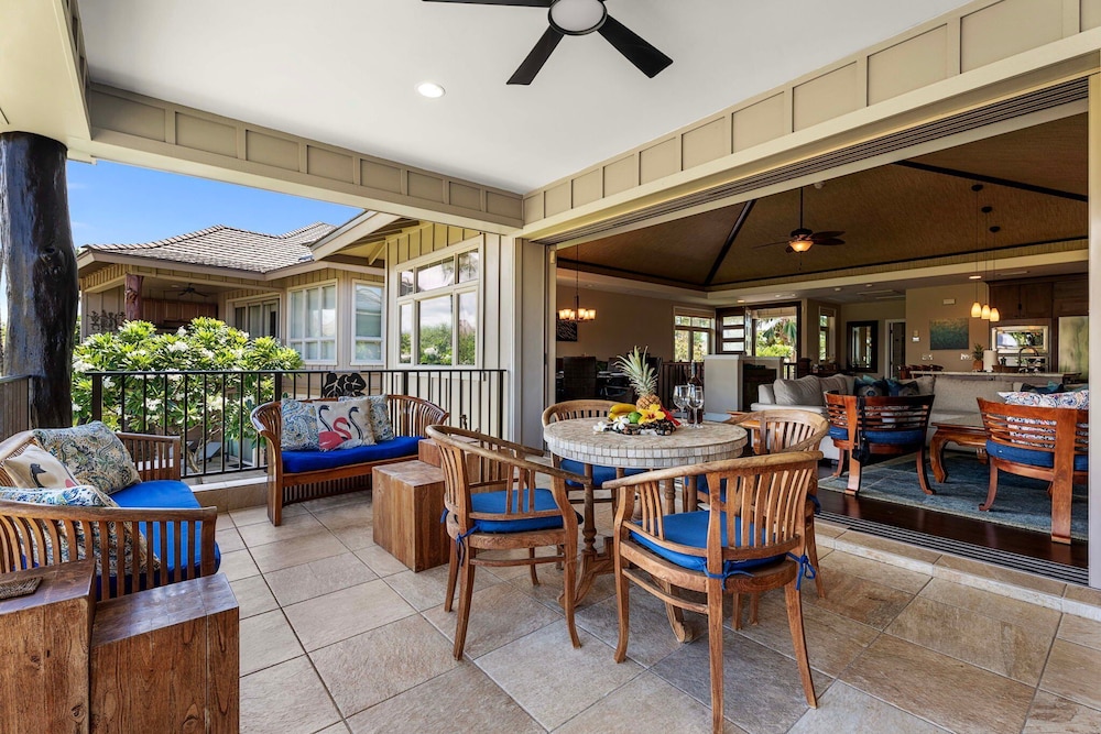 Private Beach Access Includes Concierge Outdoor Spacious Lanai!