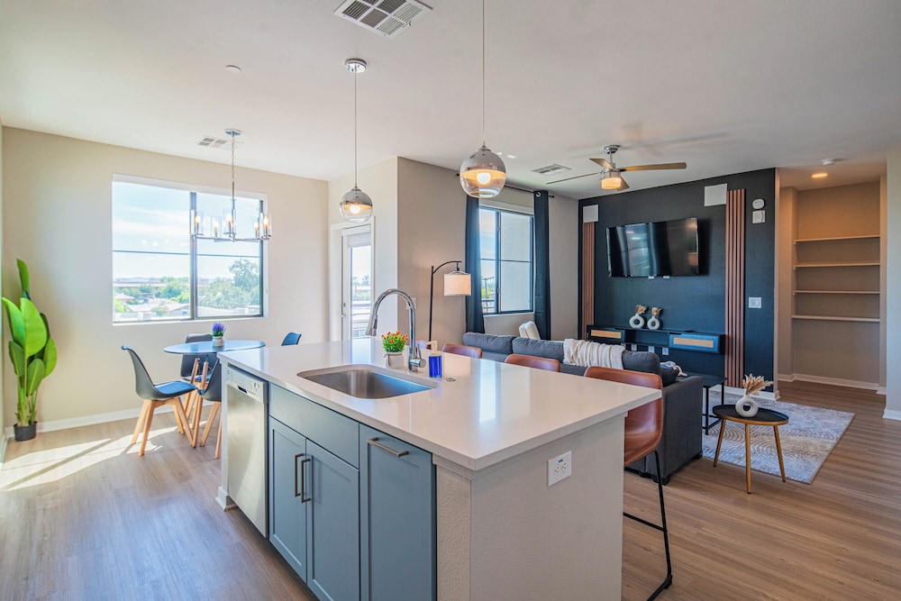 ROVE LIVING/KL - Alta North Central