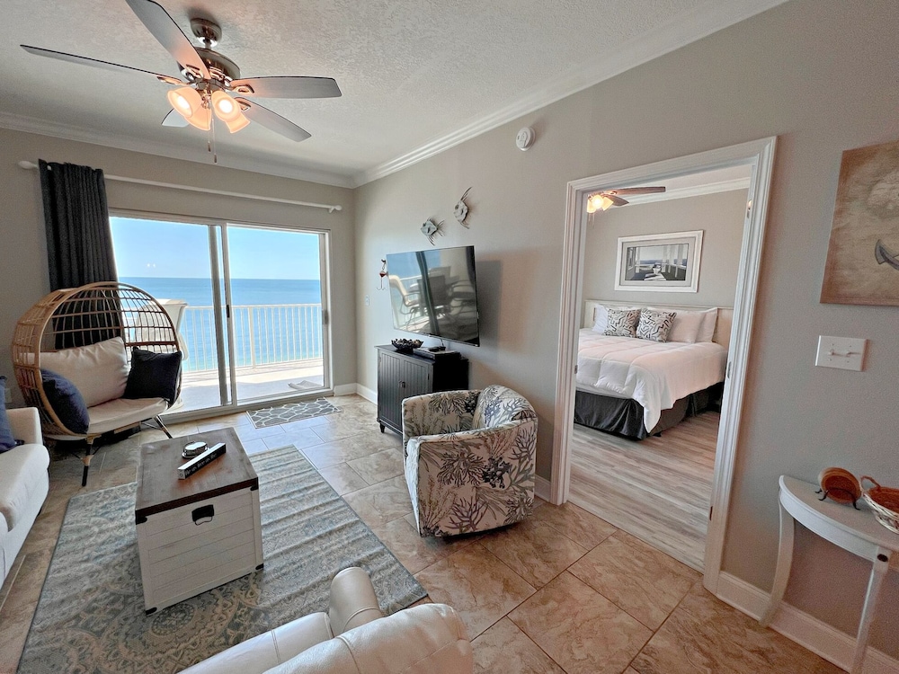 Crystal Shores