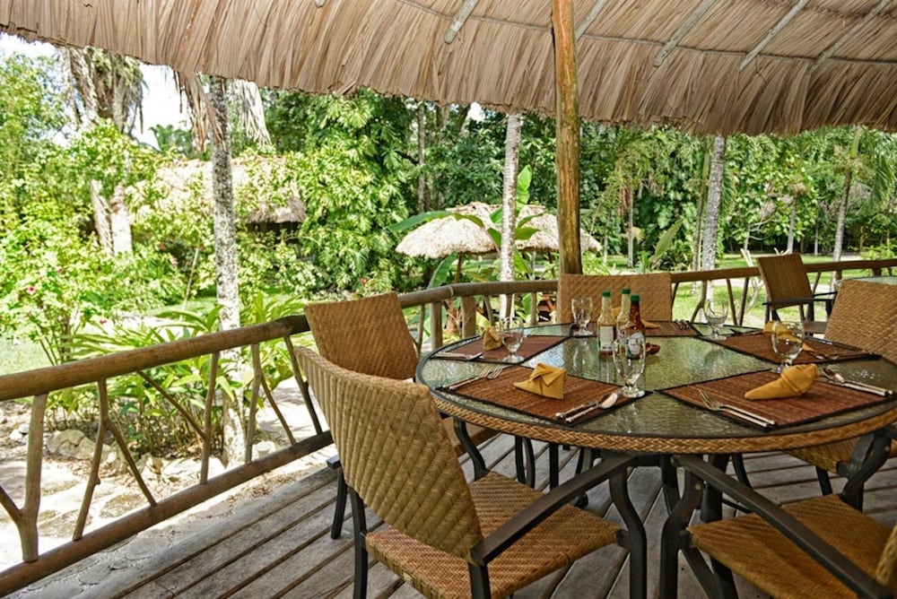 Chan Chich Lodge