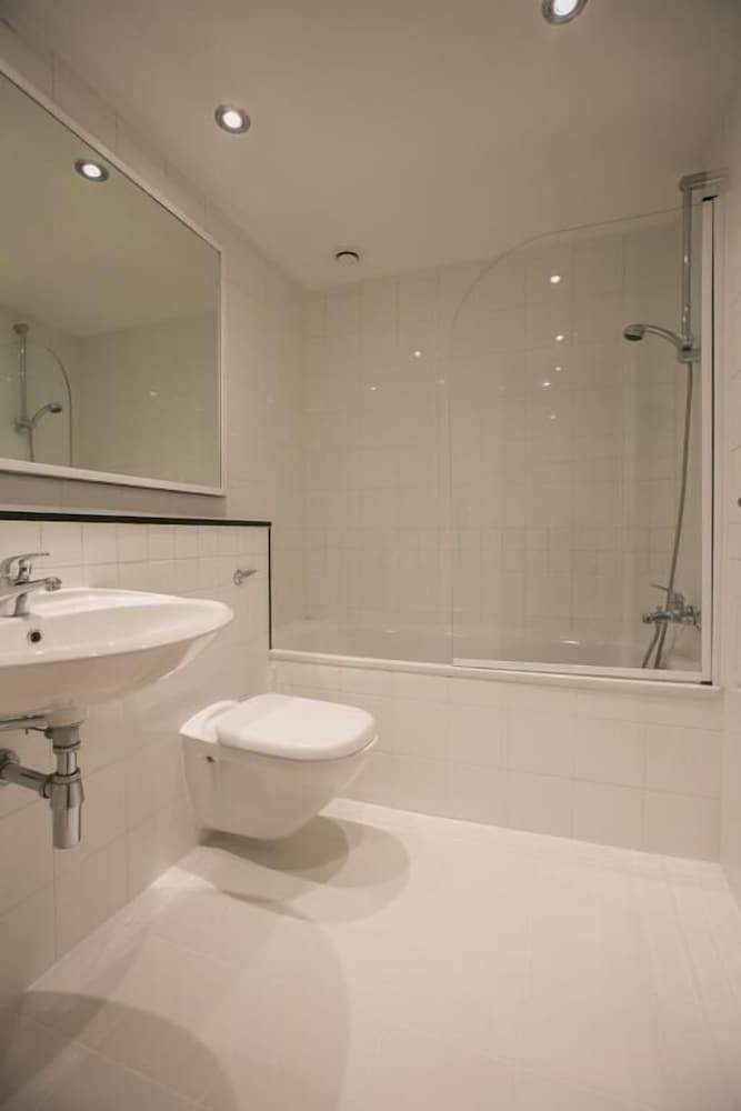 IFSC Townhouse Apartments