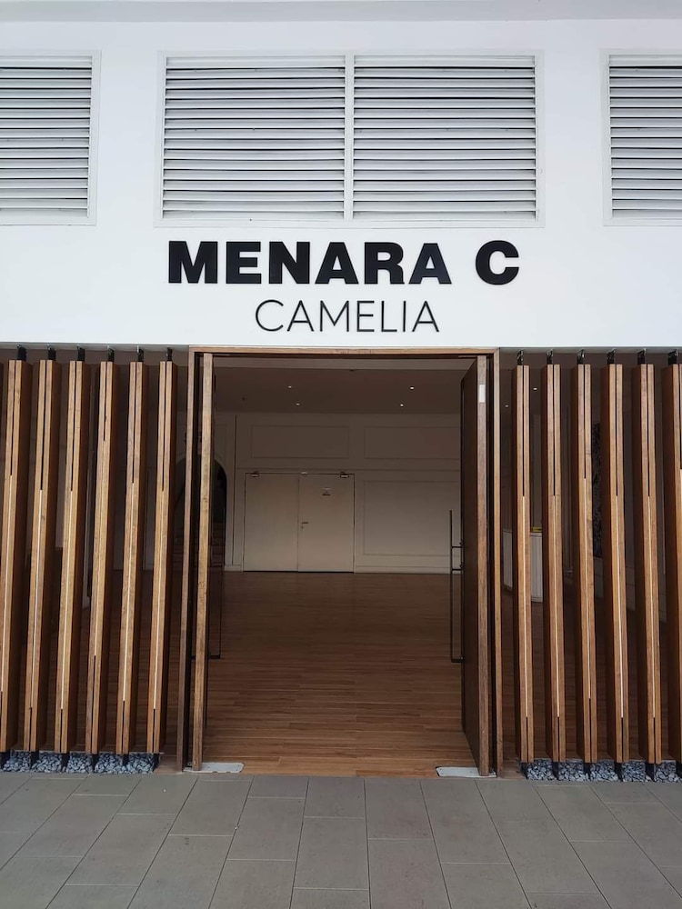 Nilai Youth City C-25-15 4PAX