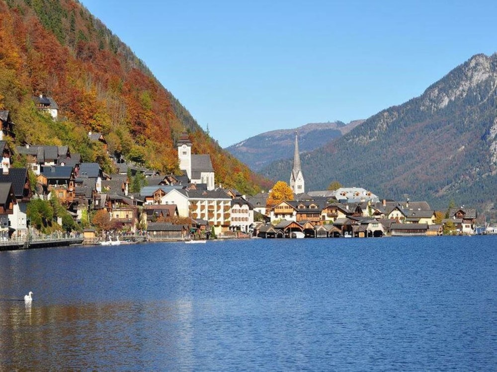 Cosy Holiday Home in bad Goisern With Balcony