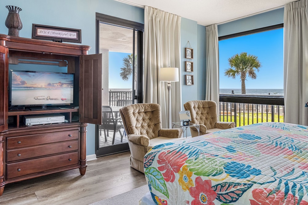 Romar House by Southern Vacation Rentals