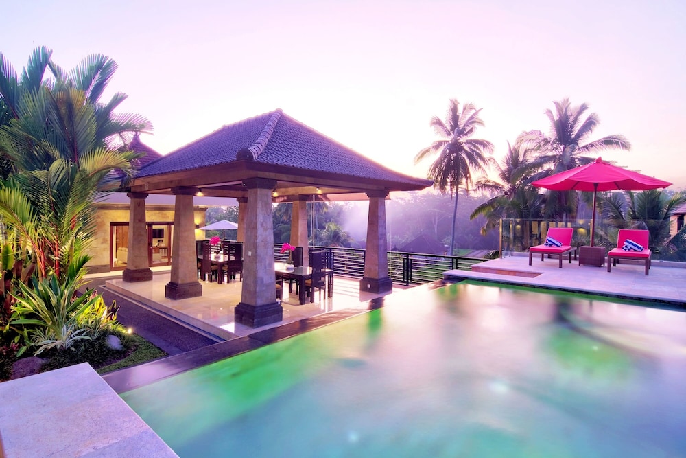 Sari Sasih Hillside By Reccoma