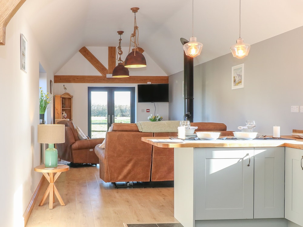1 Stud Cottage