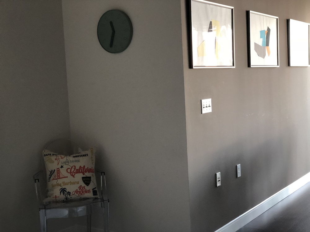 New Lyfe Finest Luxury Apartment