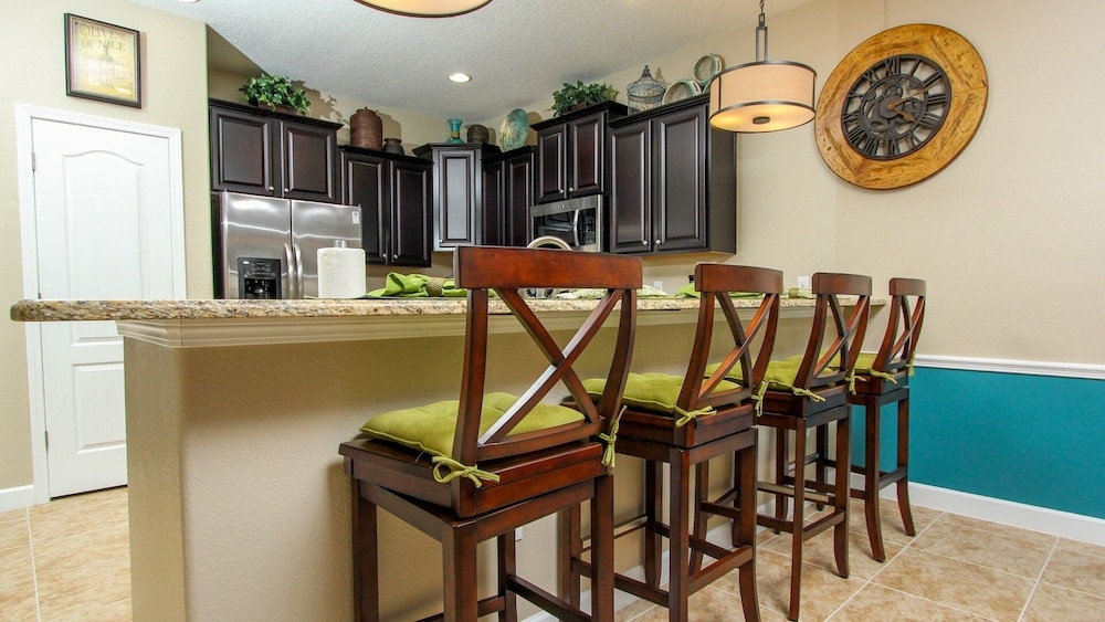 Championsgate Resort 7 Bedroom Home with Pool 7 Home