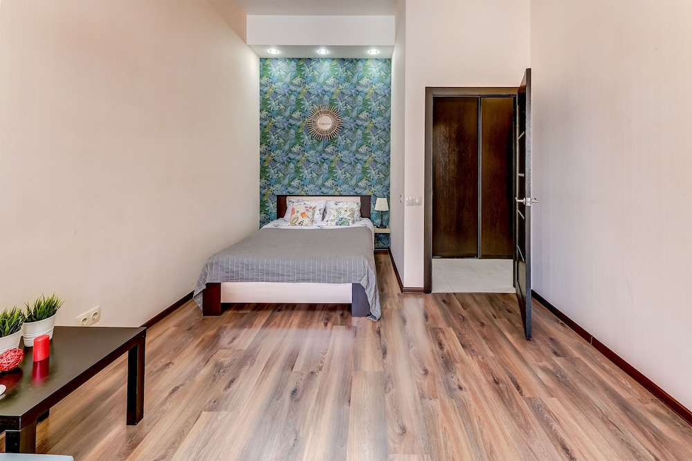 Home4day Marata street view 4