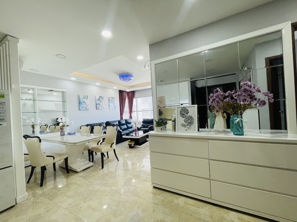 Sunrise City Apartment