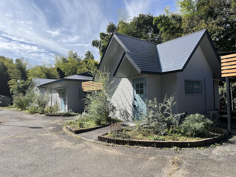 Grand Cottage Bengal no Mori view 2