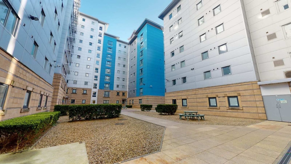 Opal Court