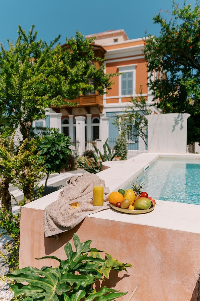 Saray Monumental Luxury Villa