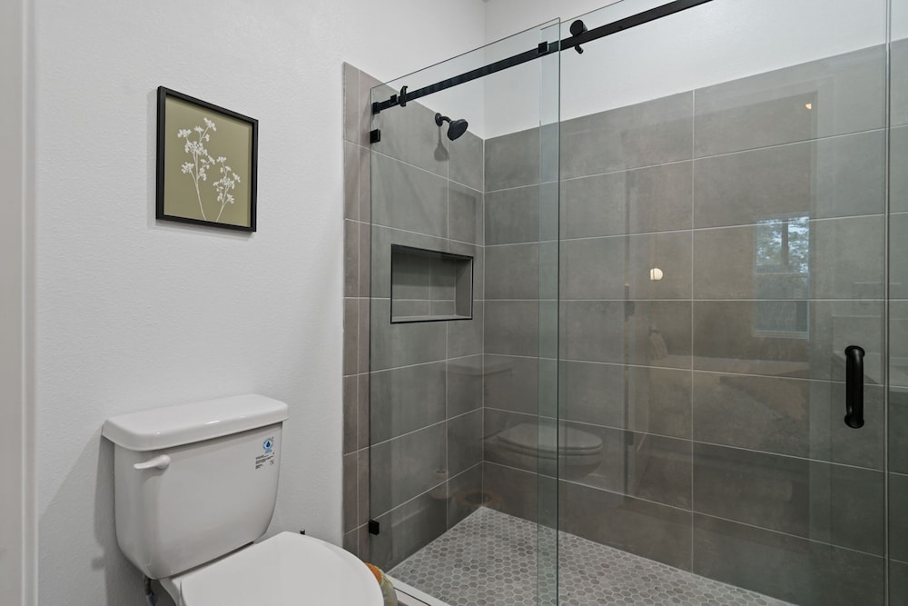 Best Stay Chic Design Themed Rooms Pool