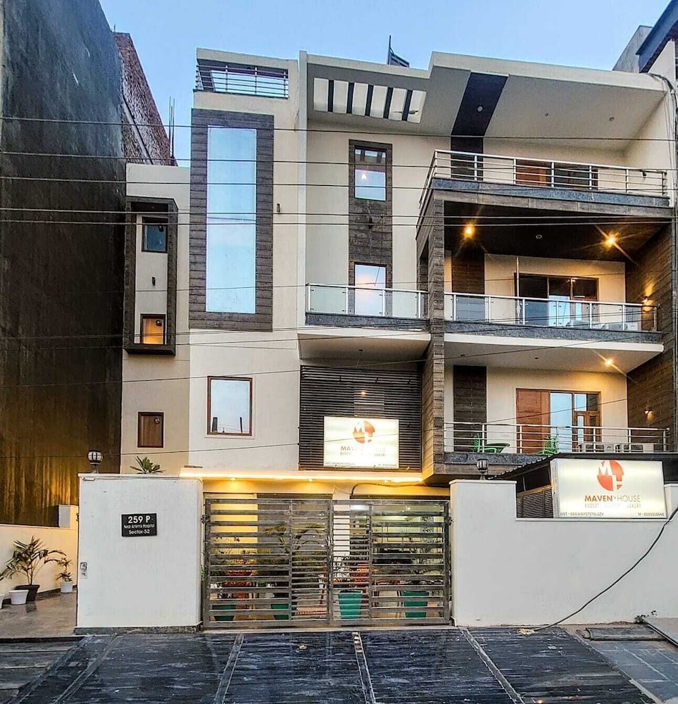 Hotel Mavens House
