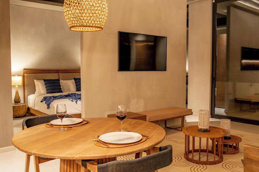 QUIN Surf Residence Nosara