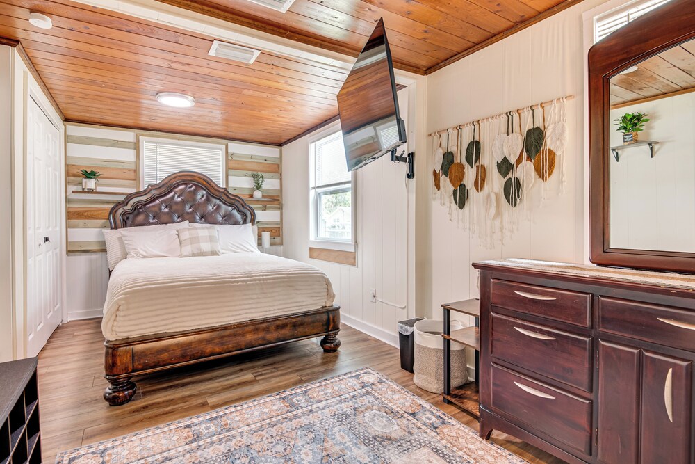 Merritt Island Home w/ Deck & River View!
