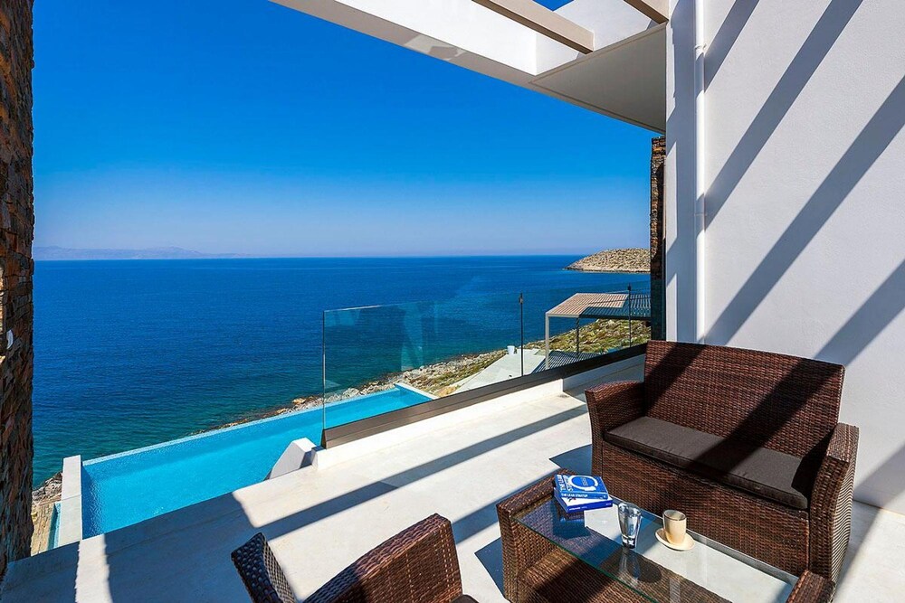 Tersanas Villas