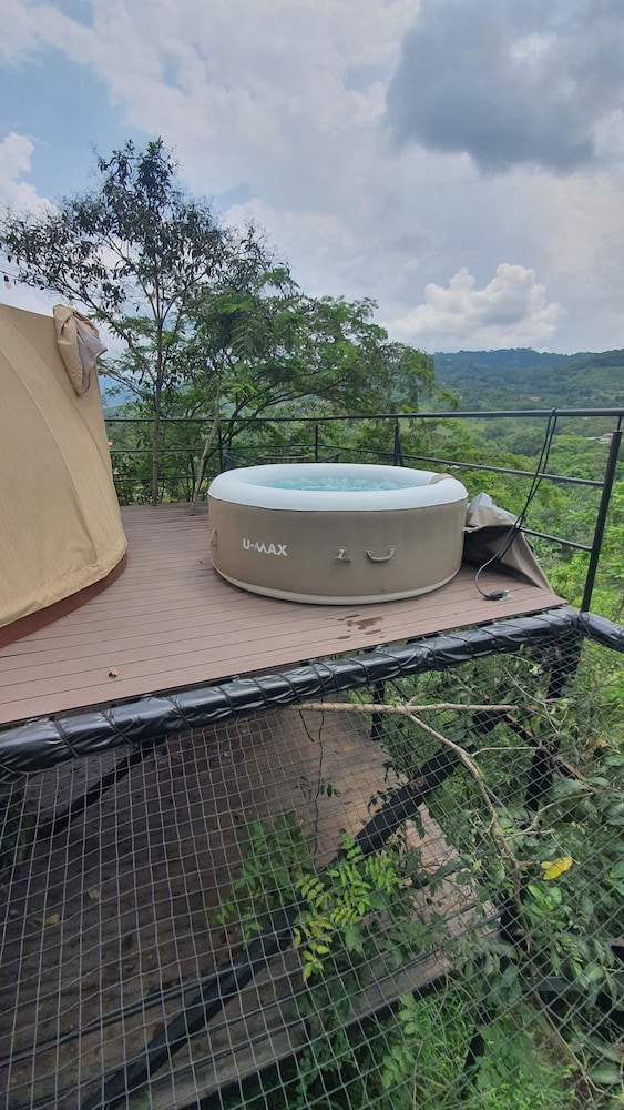 Glamping romantico en Vista Hermosa