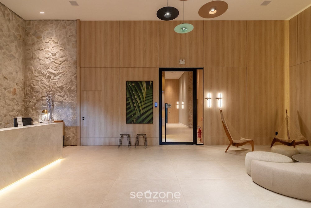 Apartments 850m From Praia Brava - RCX