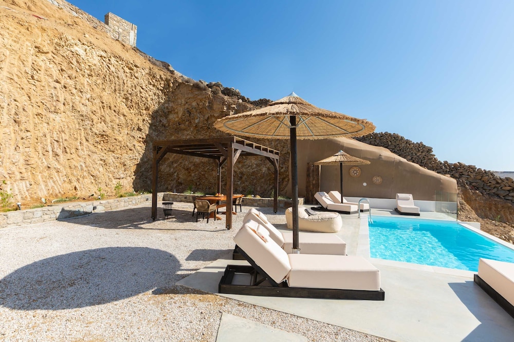 Apellon Mykonos Luxury Seaview Retreat