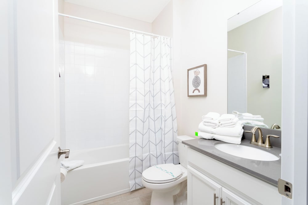 Gorgeous 6 Bd SF Close to Disney w Pool Champions Gate Resort 712 - Image 3