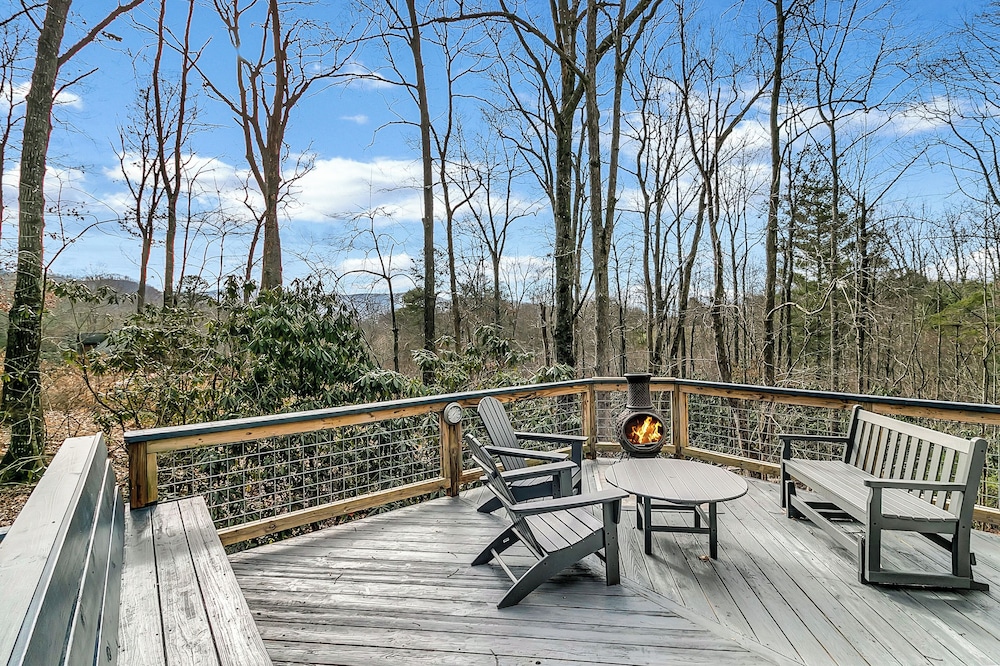Black Mountain Treehouse