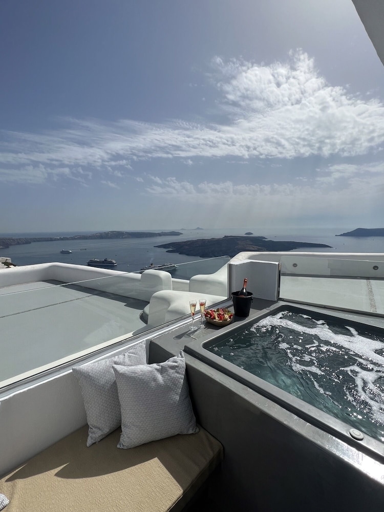 Kafieris View Hotel - Adults Only 2