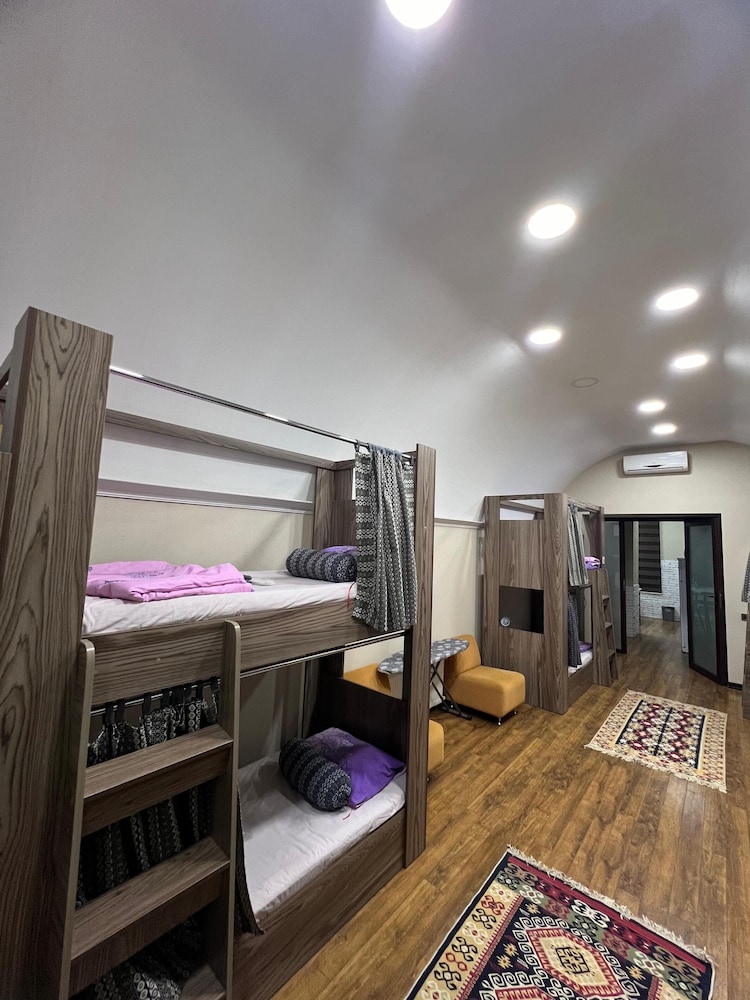 Salam Old Baku Hostel
