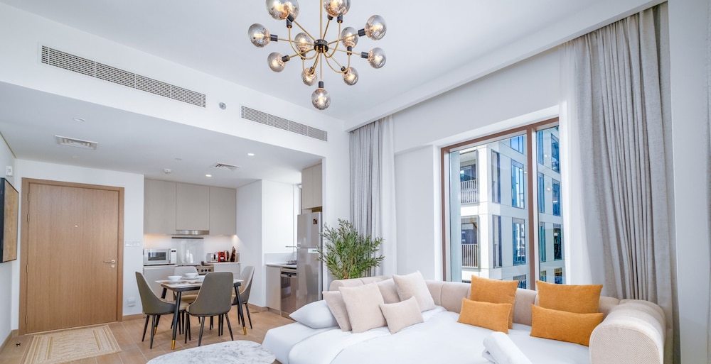 LUX The Dubai Creek Beach Suite