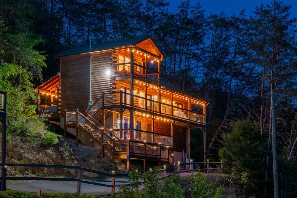 Smokies Couple Getaway