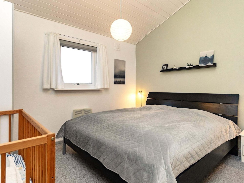10 Person Holiday Home in Roslev view 4