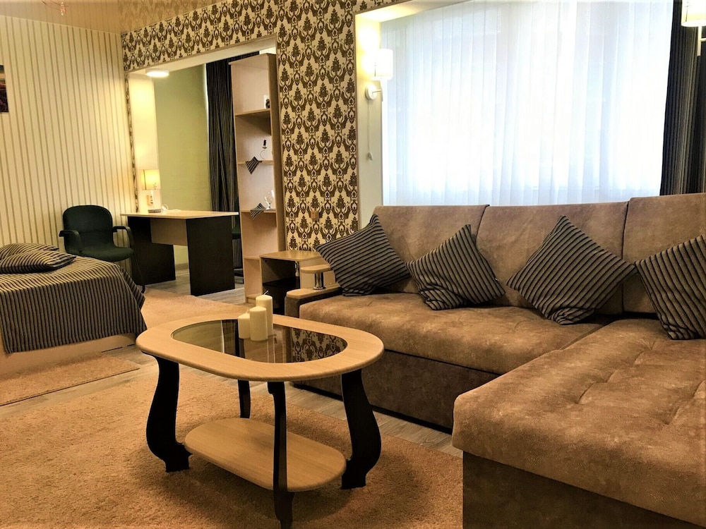 Art Plaza Hotel Tomsk